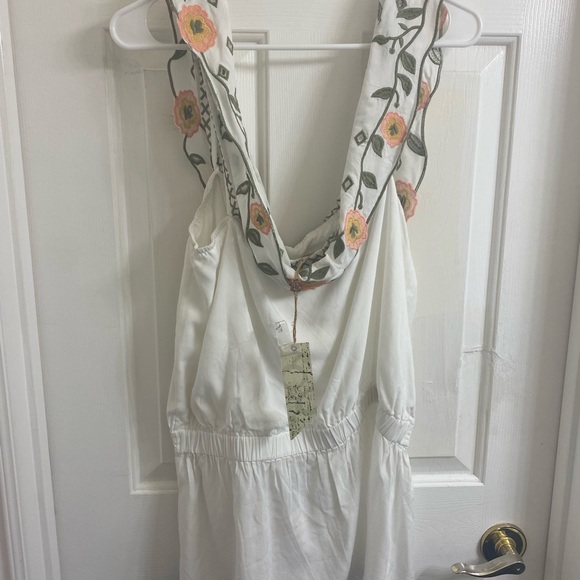 New buckle top size large - Picture 3 of 4